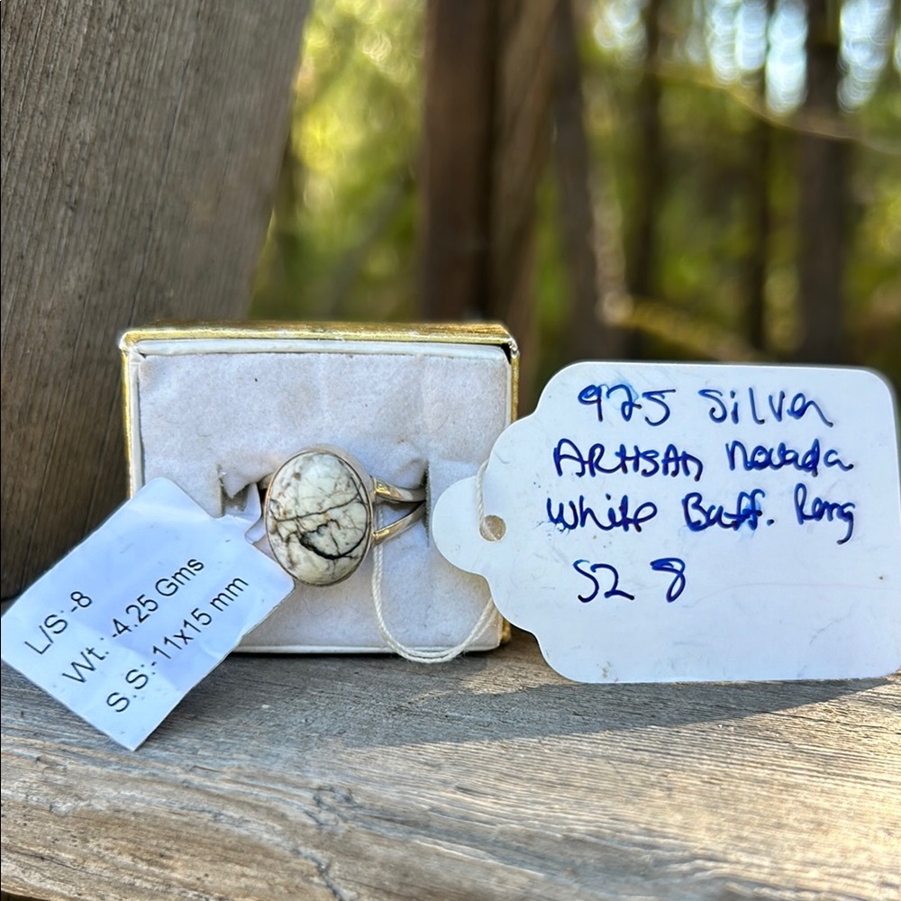 White Buffalo 925 Silver Artisan Stone Ring
